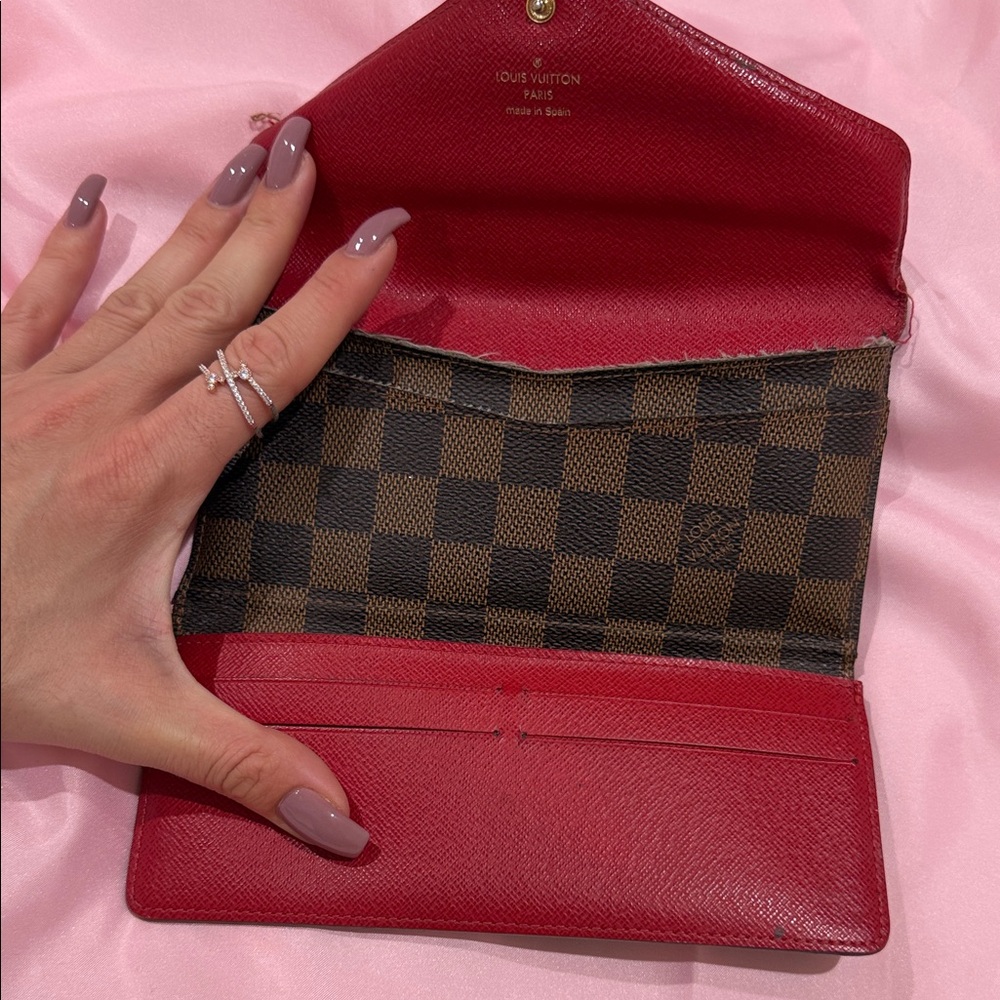 Louis Vuitton Wallet - Picture 6 of 11